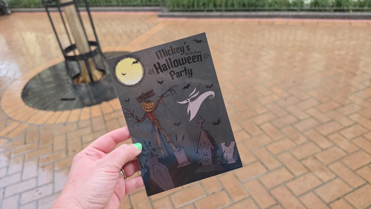 Image of signature card guests get after meeting Jack and Sally during Mickey’s Not-So-Scary Halloween Party at Magic Kingdom