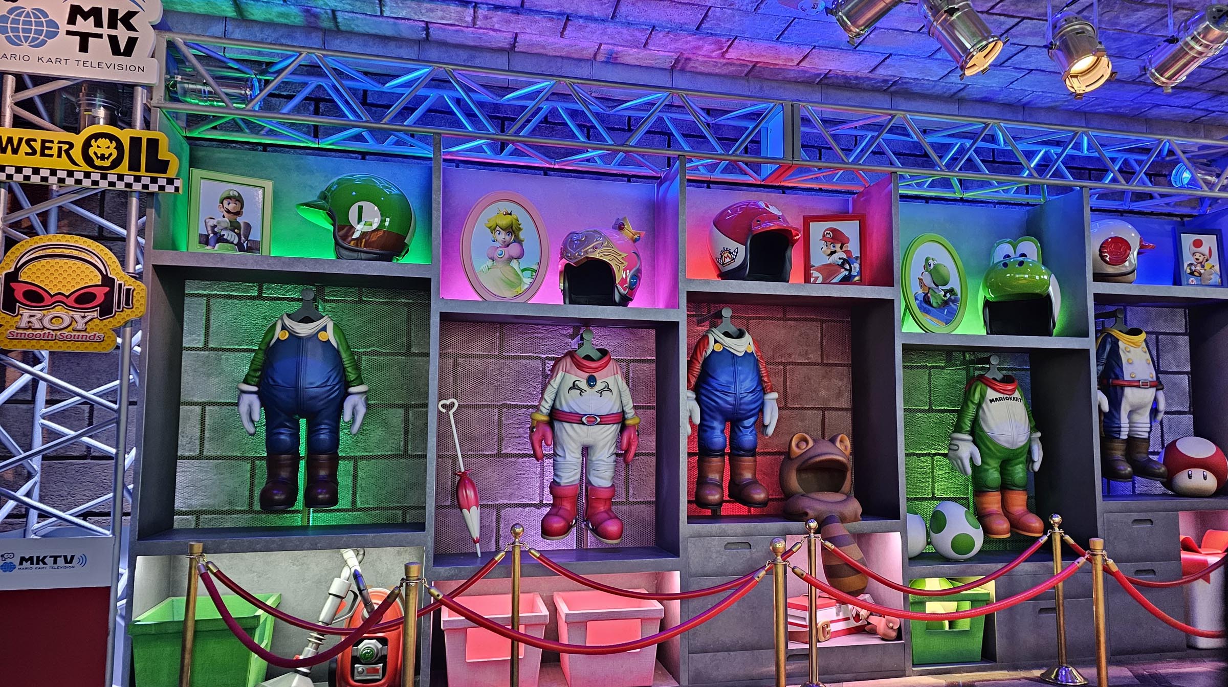 Race gear for Super Mario Bros.’ characters at Mario Kart: Bowser's Challenge