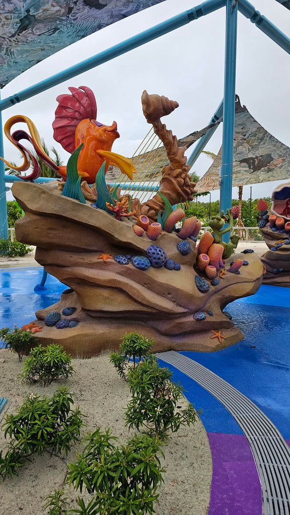 dancing fish water features in Sabastian’s Cove water play area on Lookout Cay at Lighthouse Point