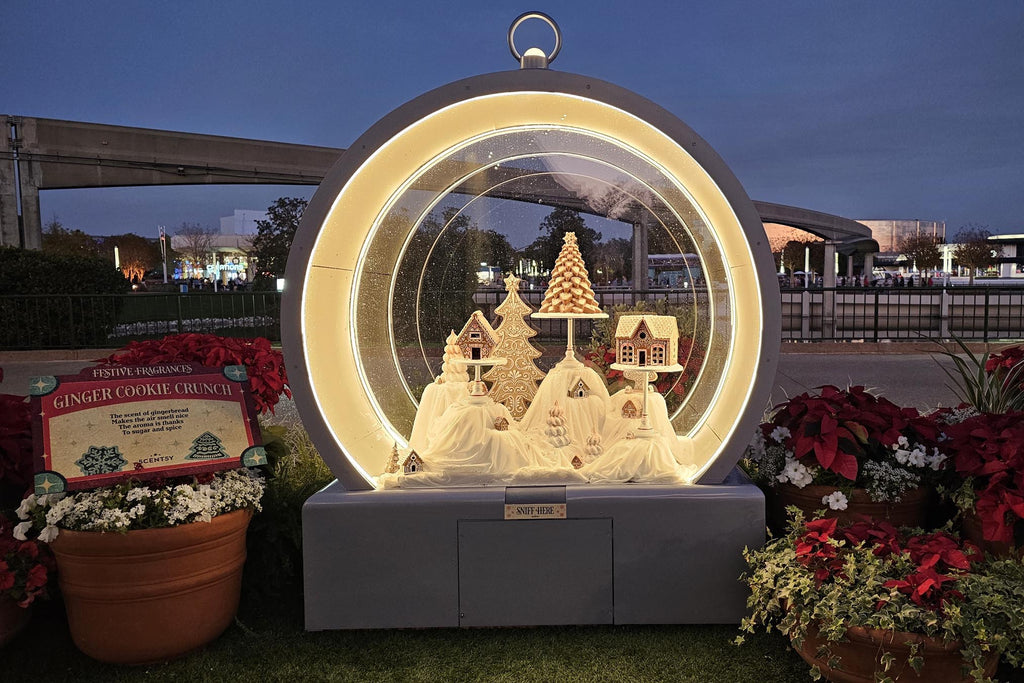 Ginger Cookie Crunch Snow Globe at the EPCOT International Festival of the Holidays