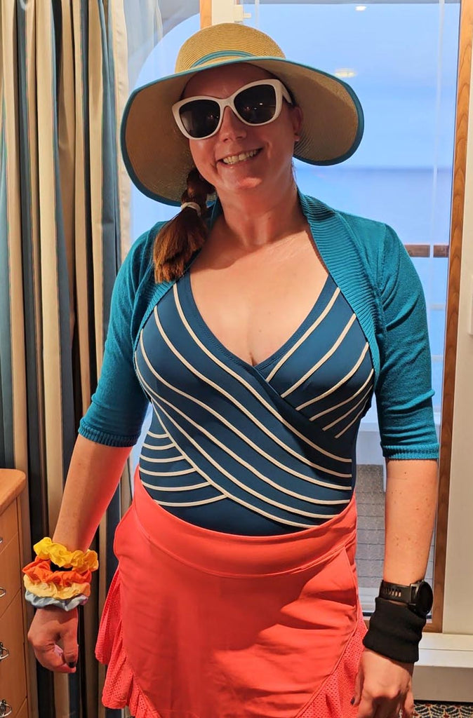 Kelly bounding as Daisy in her Lookout Cay outfit