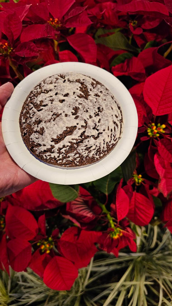 Cinnamon-spiced Chocolate Crinkle Cookie