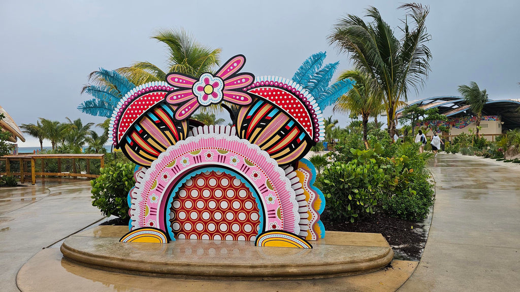 entrance area of Lookout Cay at Lighthouse Point