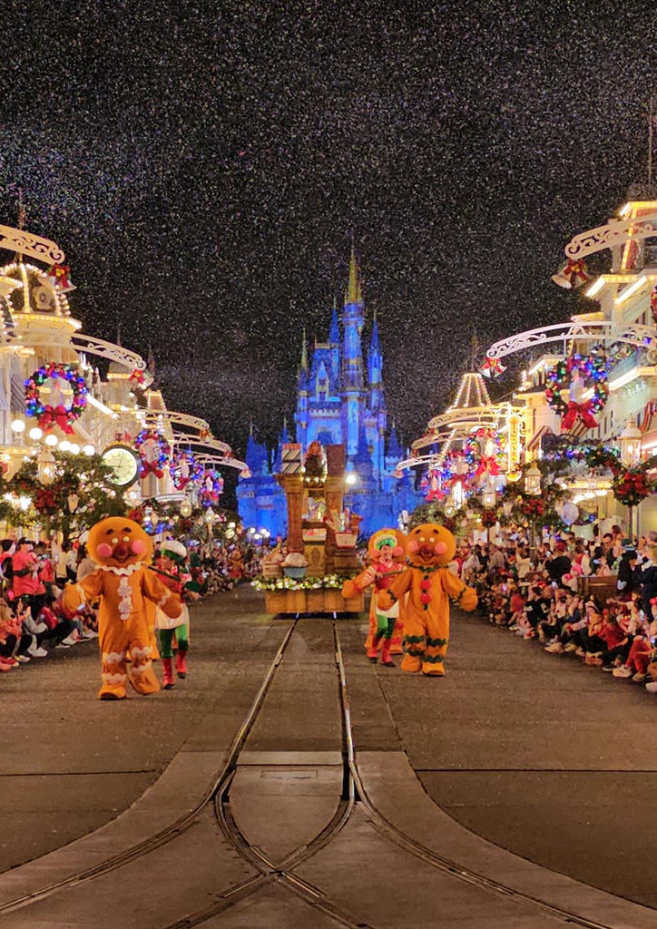dancing gingerbread characters in Mickey’s Once Upon a Christmastime Parade